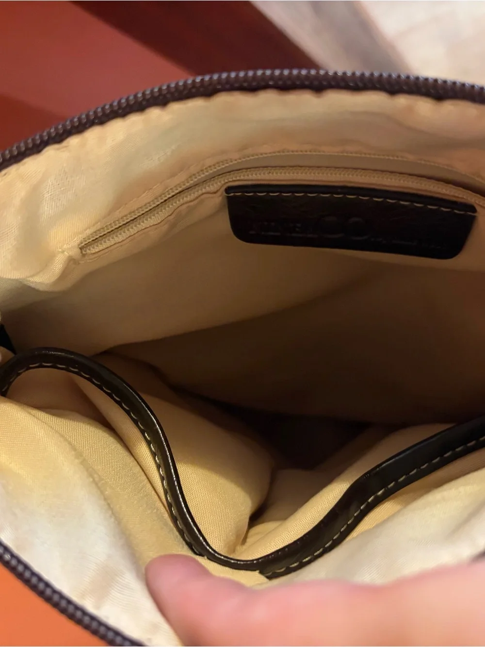 Nine & CO Nylon Messenger Bag